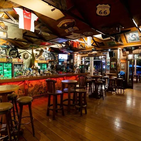 Jacksons Sea View Living 3*