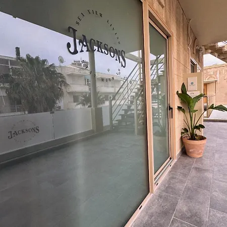 Jacksons Sea View Living Penzion 3*