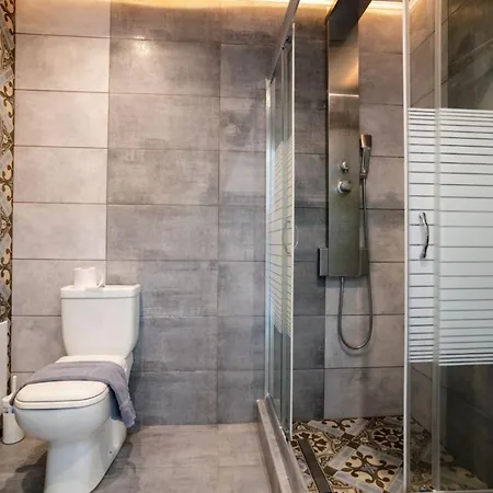 Jacksons Sea View Living Kos-stad