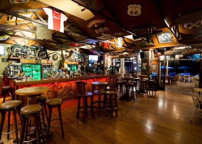 Jacksons Sea View Living 3*